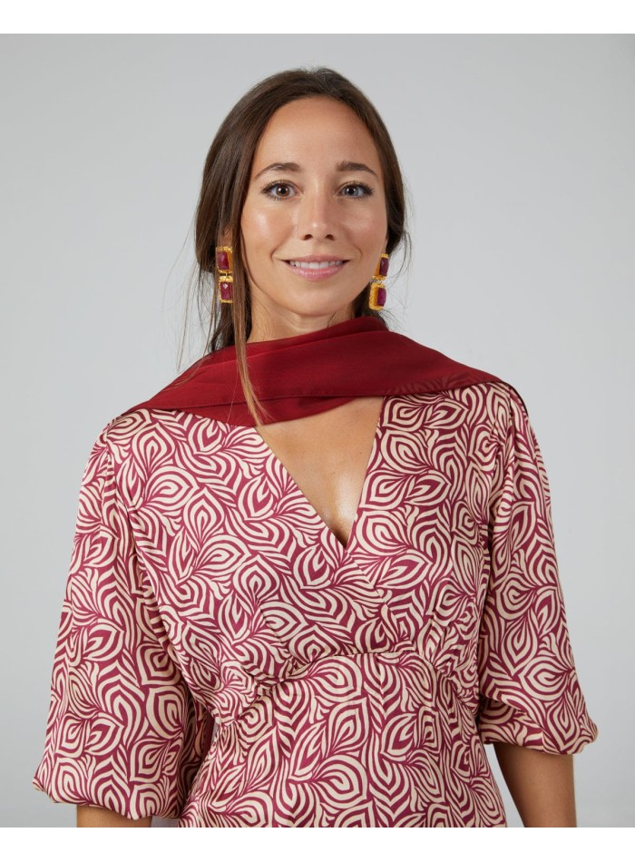 Multi-position short party cape in maroon chiffon