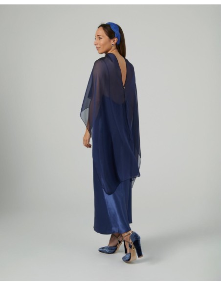 Long coat in navy blue cationic gauze with double yarns