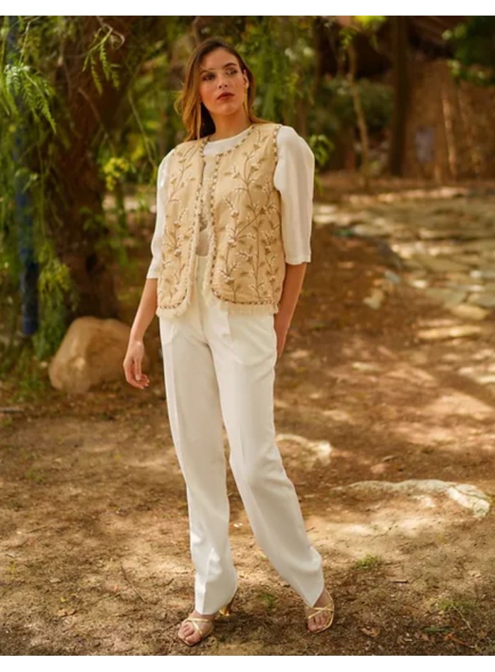 Pantalón blanco de crepe con pinzas y tiro alto