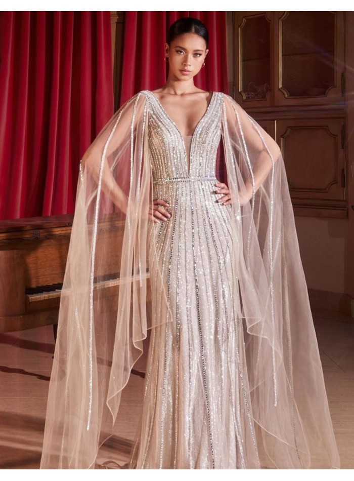 Robe de bal à manches superposées ornée de strass