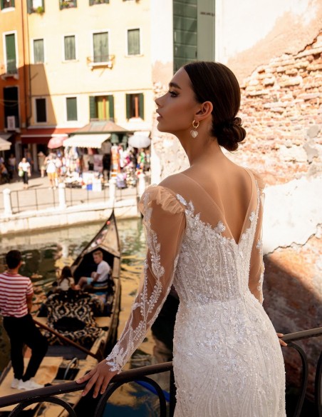 Robe de mariée longue avec effet de tatouage en dentelle manches longues