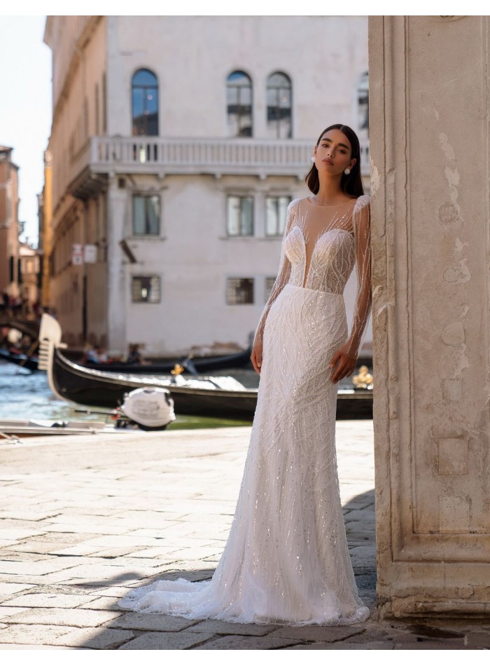 Robe longue de mariée à coupe sirène brodée de strass