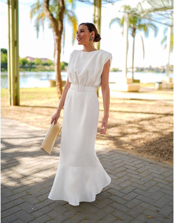 Robe midi blanche sans manches à volants 2