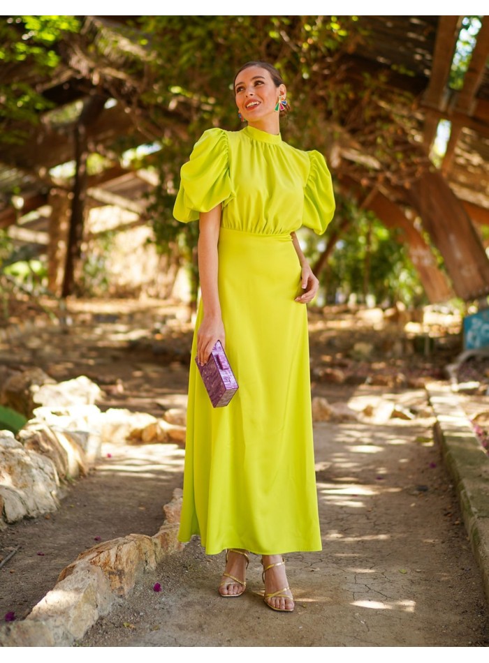 Short sleeve midi party dress with bows at the back for guests.