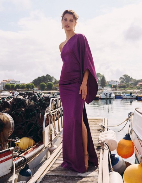 Long satin dress with bat sleeves and asymmetrical neckline