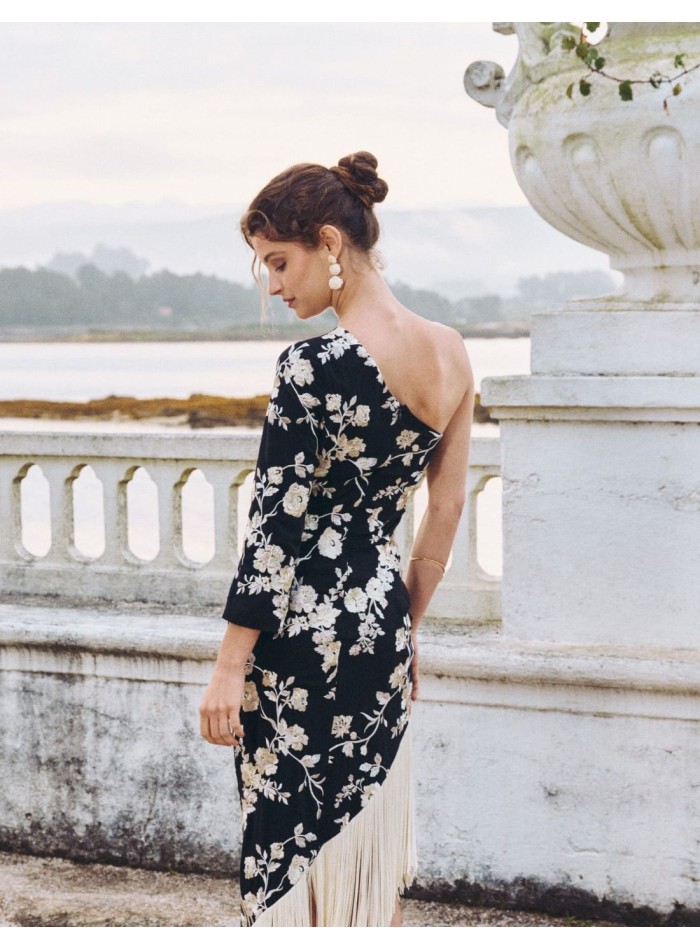 Vestido de fiesta midi con una manga y bajo de...
