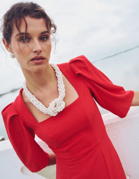 Robe de bal midi avec encolure carrée et ourlet inférieur en mousseline de soie