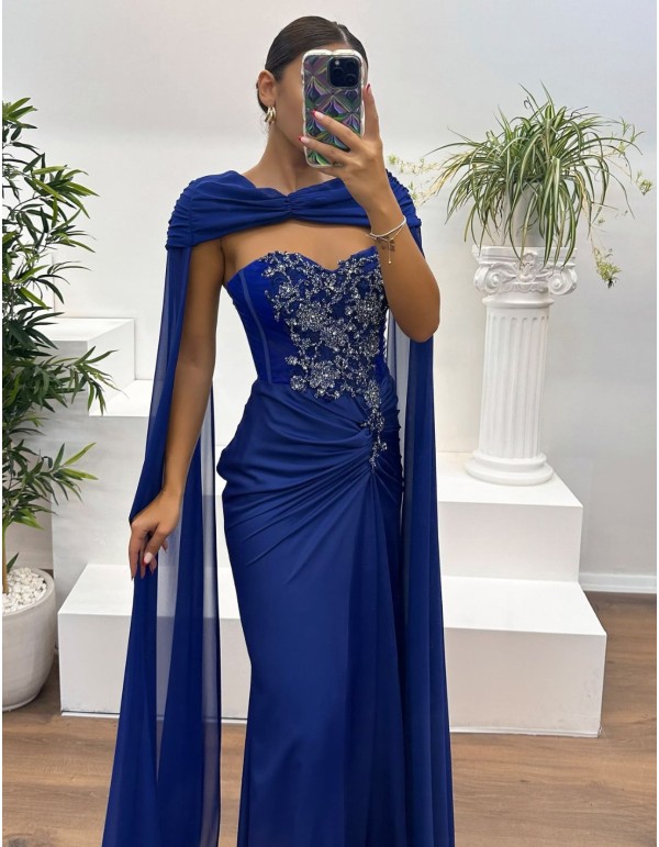 Robe de soirée avec encolure en strass, détails drapés et... 2