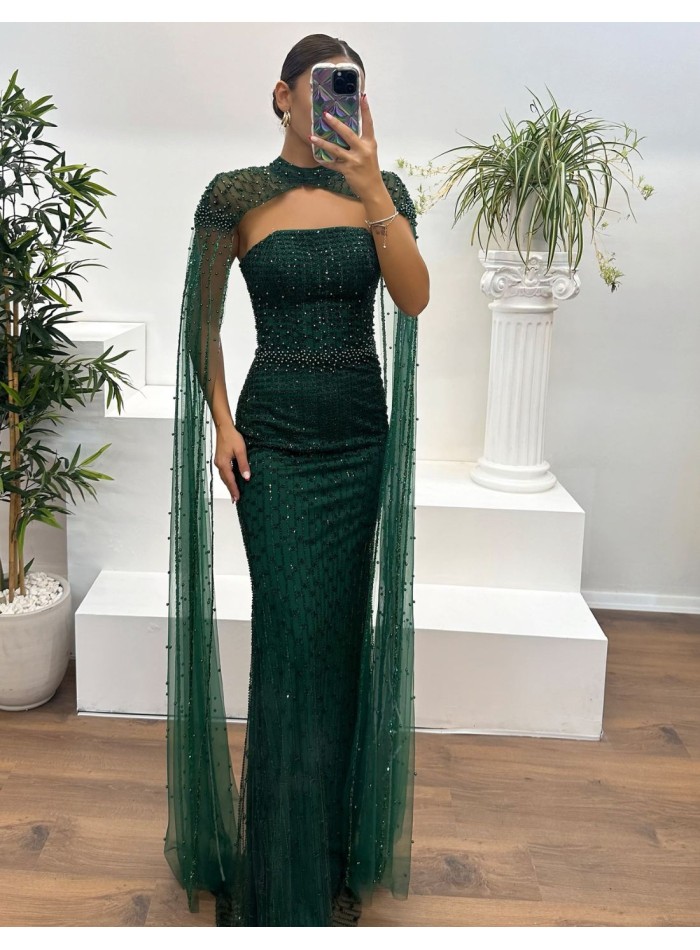 Robe longue de fête en strass avec manches en cape