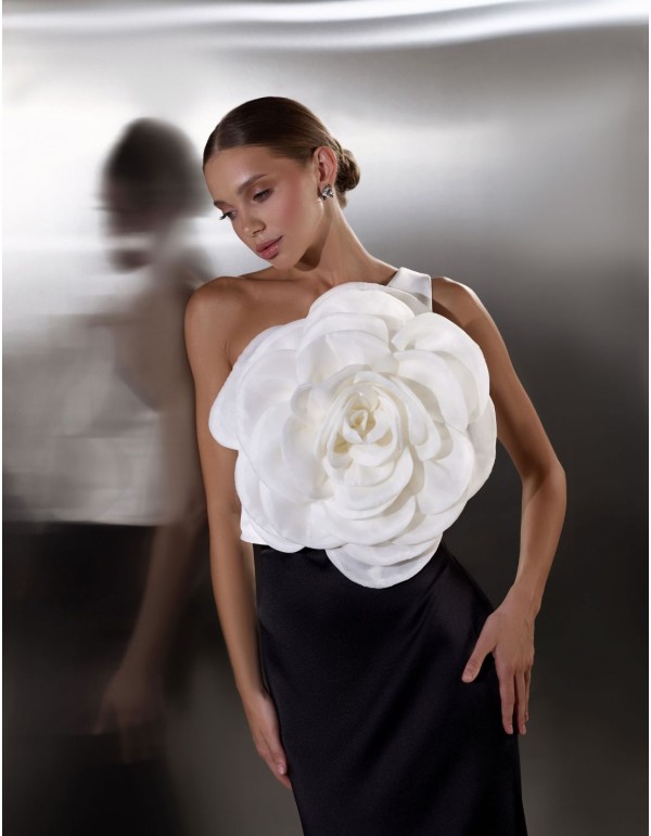Vestido largo de fiesta asimétrico con maxi flor y falda... 2