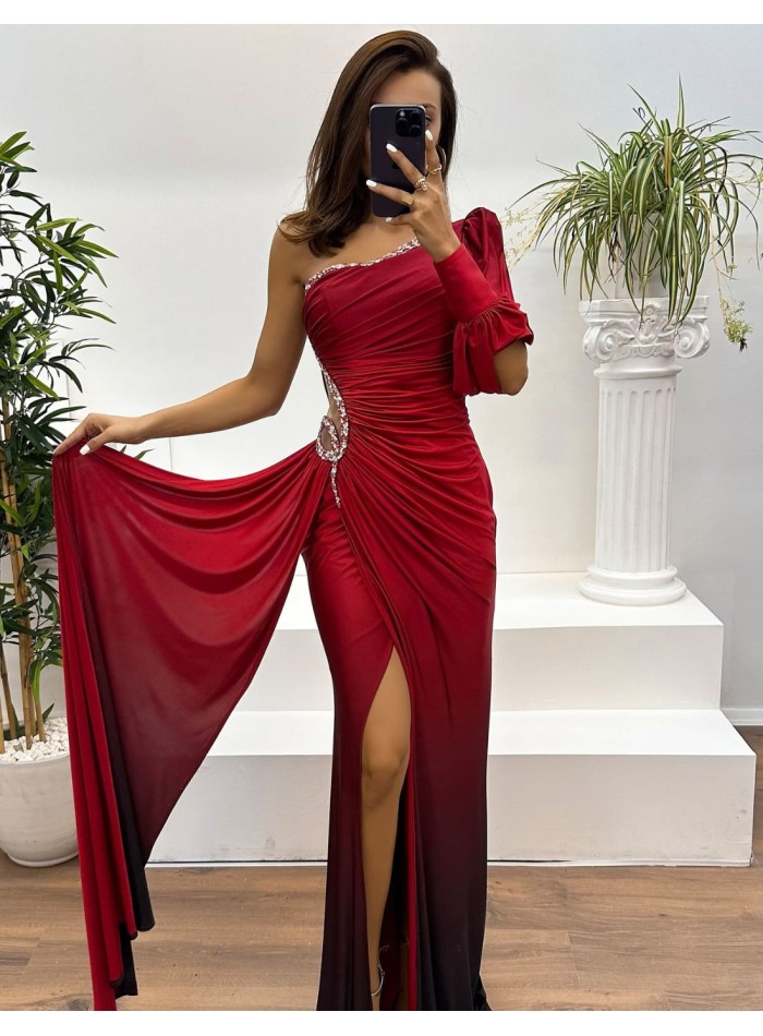 Robe longue asymétrique de fête avec dégradé et jupe cape