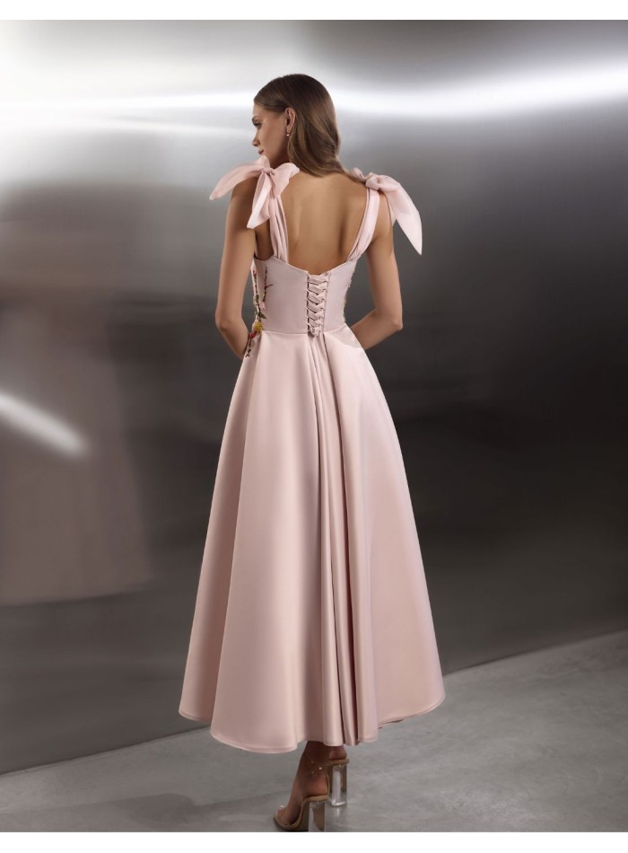 Robe de soirée midi avec corsage brodé de...
