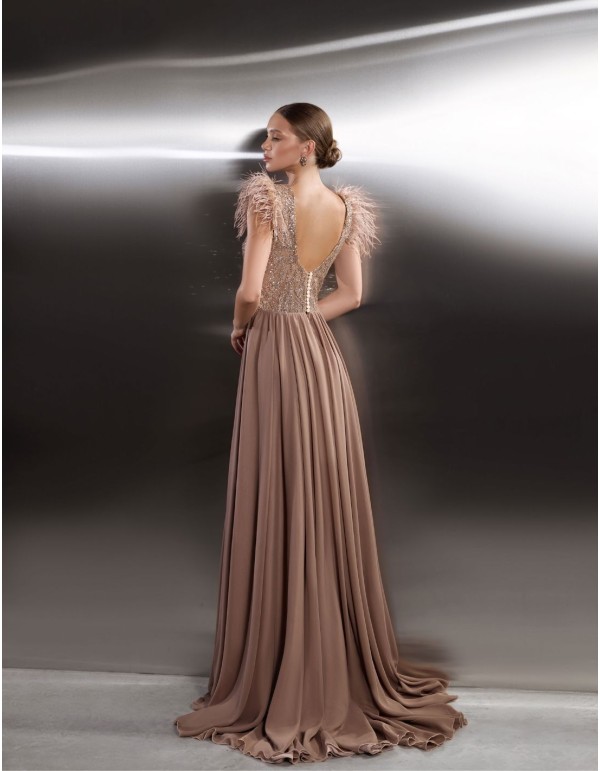 Robe longue de fête avec un corsage brillant et des...