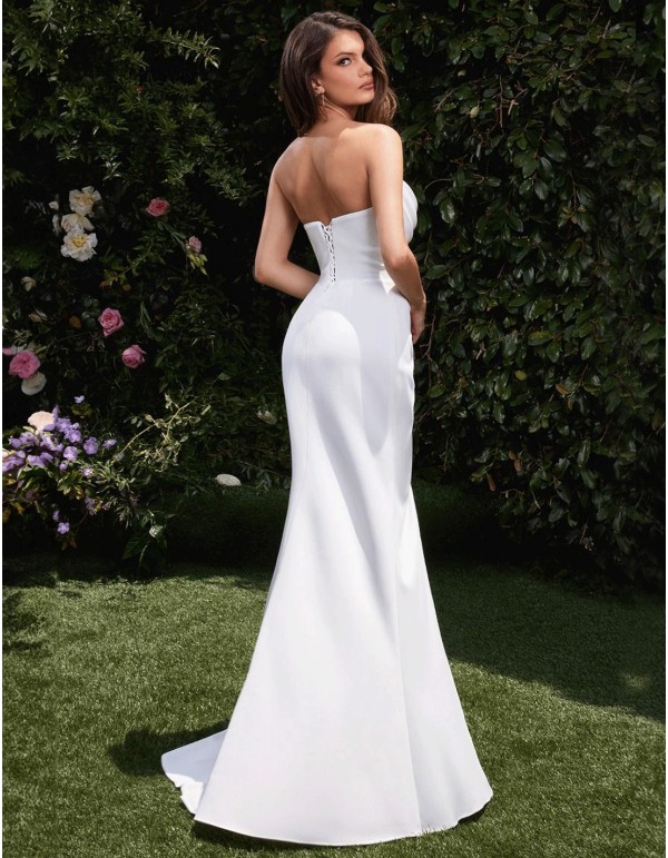 Strapless wedding dress with bodice and front slit