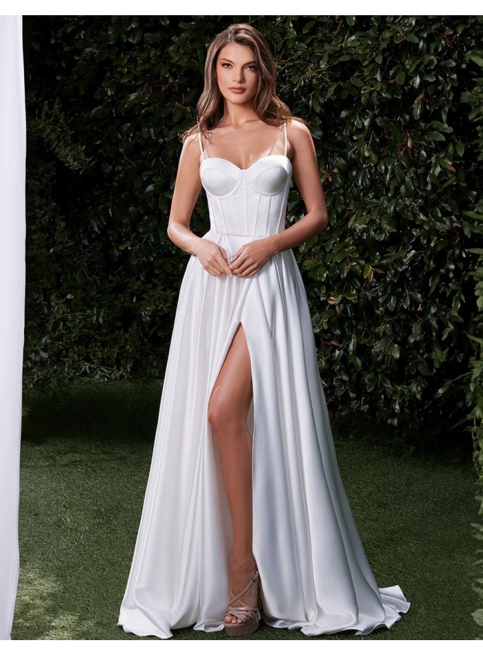 Vestido de novia palabra de honor con corpiño y tirantes