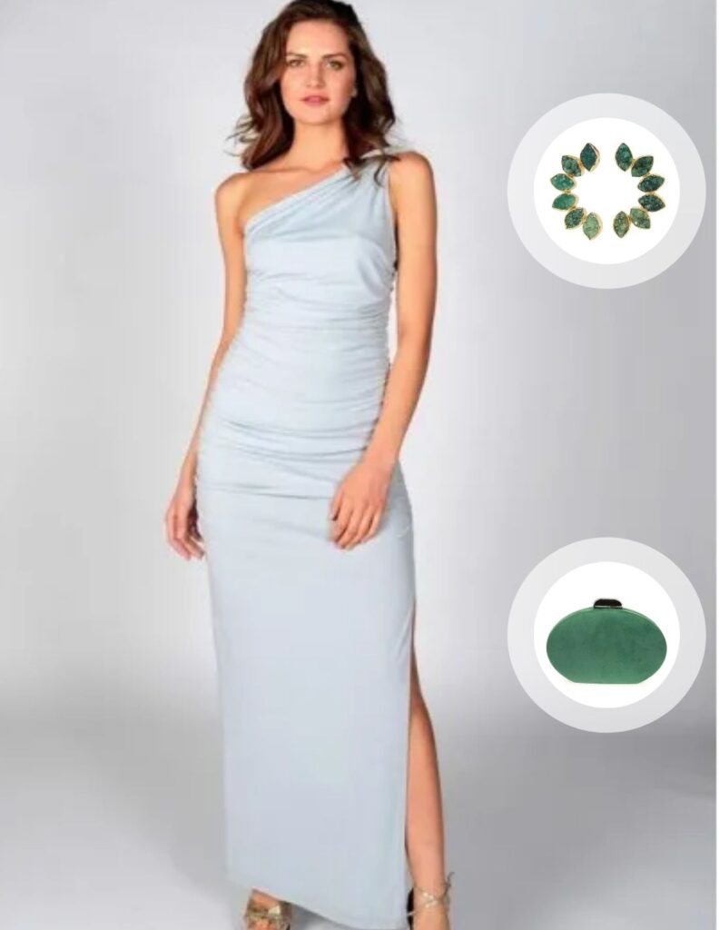 Vestido de fiesta largo gris perla con escote asimétrico de Revie London en INVITADISIMA.