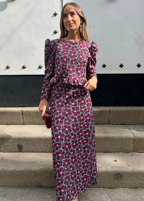 conjunto-de-top-y-falda-con-estampado-de-flores-buganvilla-laurenlynn
