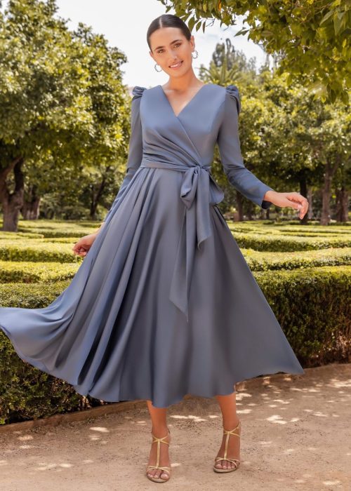 vestido-midi-para-evento-con-falda-vuelo-y-lazada-eliria