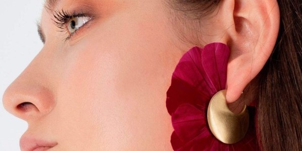 A NEW ACCESSORY BRAND JOINS YOUR GUEST WEBSITE