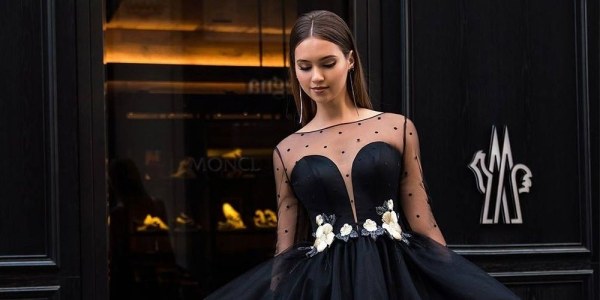 YES TO BLACK!