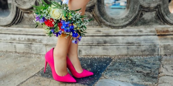 THE IMPORTANT CHOICE OF THE PERFECT PARTY SHOES