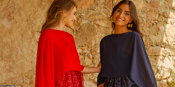 EL COMPLEMENTO TENDENCIA DE LAS INVITADAS DE OTOÑO: CAPAS, CHALES y ESTOLAS